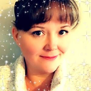 Meet your Posher, Desiree